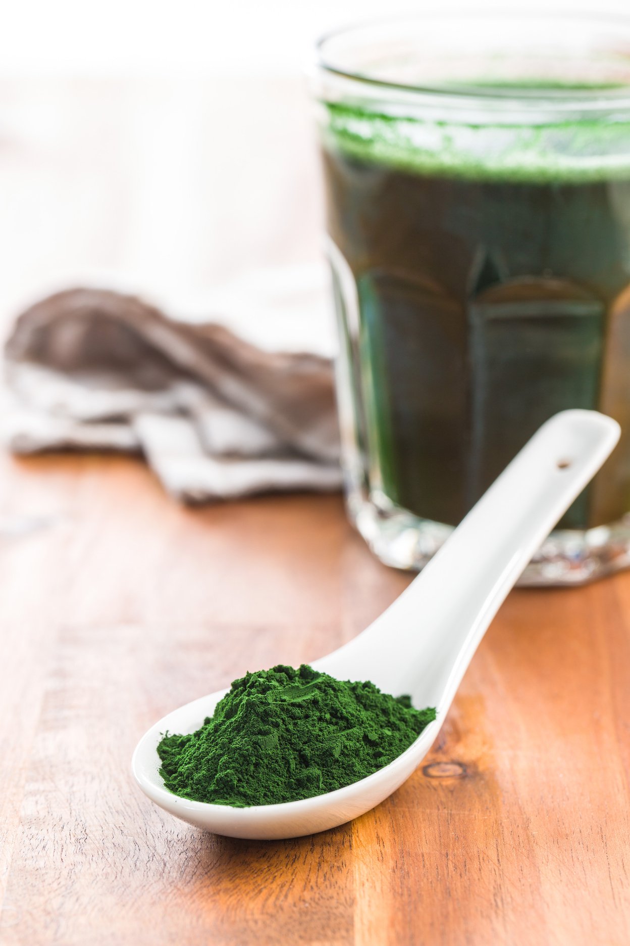 Green chlorella powder.